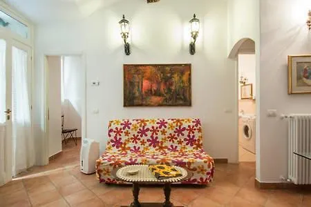 Anna & Caterina House Apartment Varenna